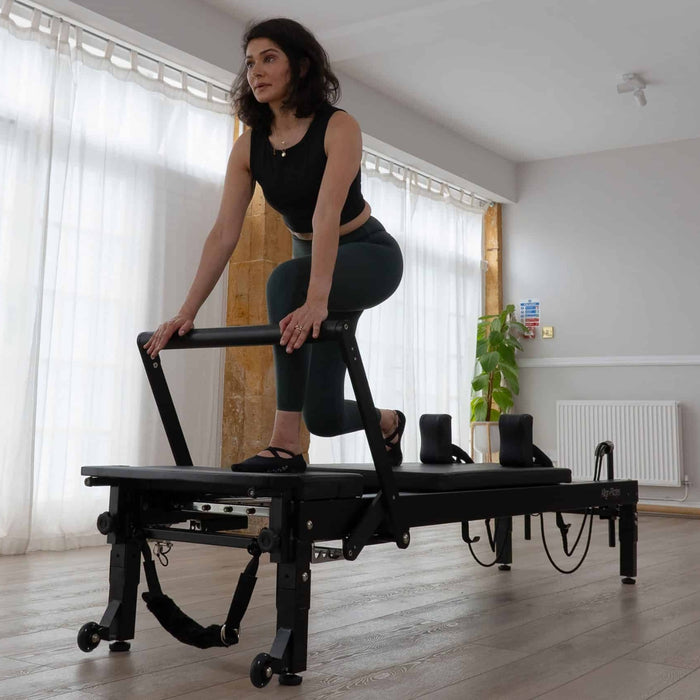 Align Pilates C8 Pro Noir Reformer